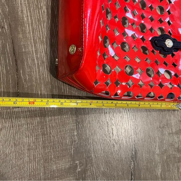Spartina 449 Daisy Dash Vibrant Red Laquer Tote medium size leather EUC - Picture 4 of 7